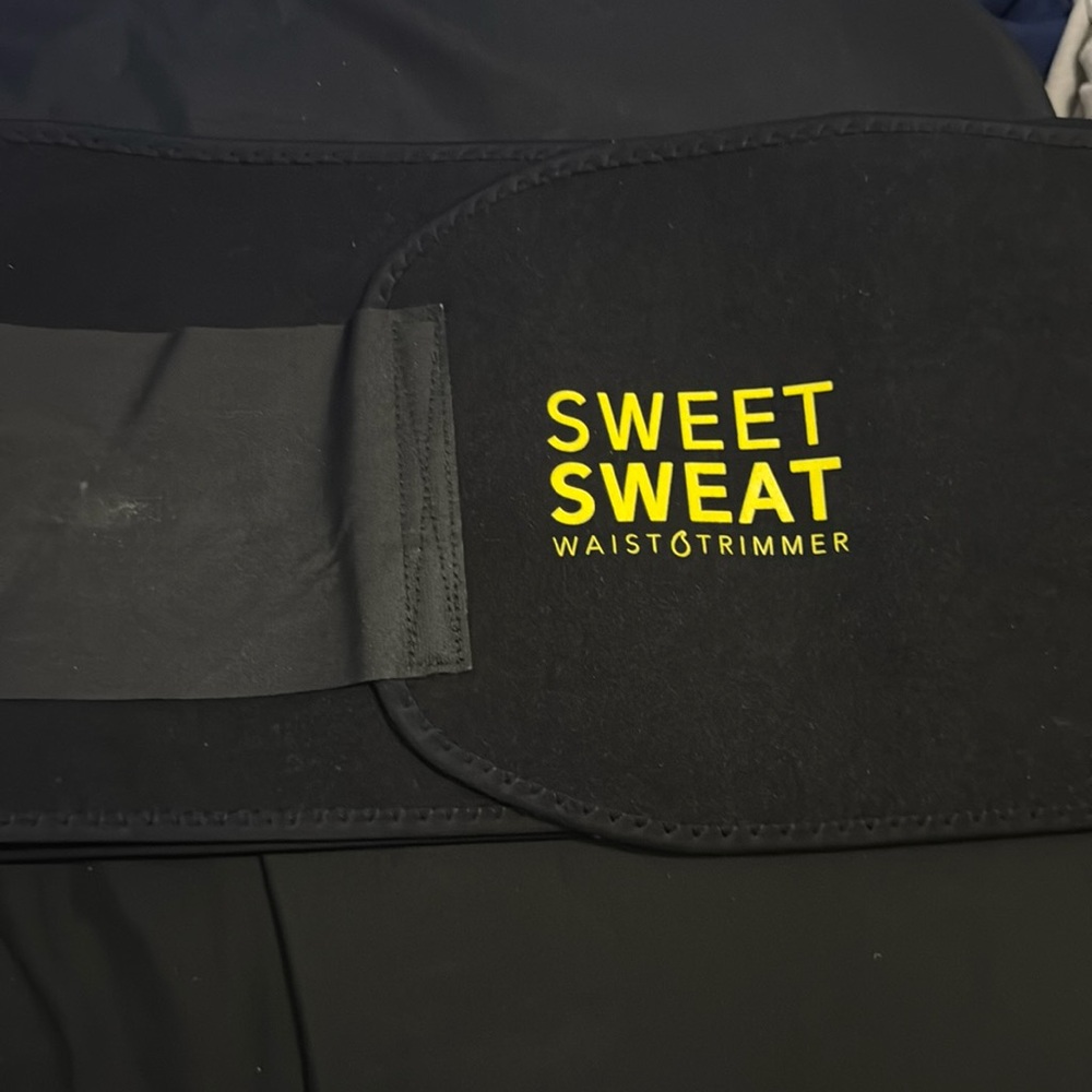 Waist trimmer